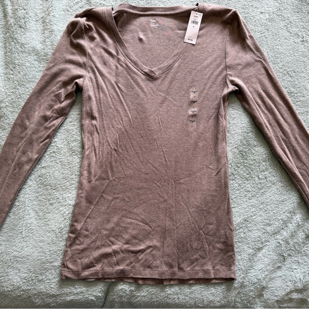 GAP Women's V-Neck Long Sleeve Shirt - brown